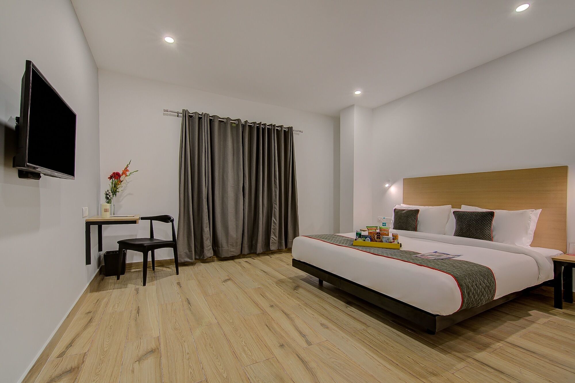 Hotel Oyo Townhouse 044 Sector 14 Gurugram Gurgaon Esterno foto