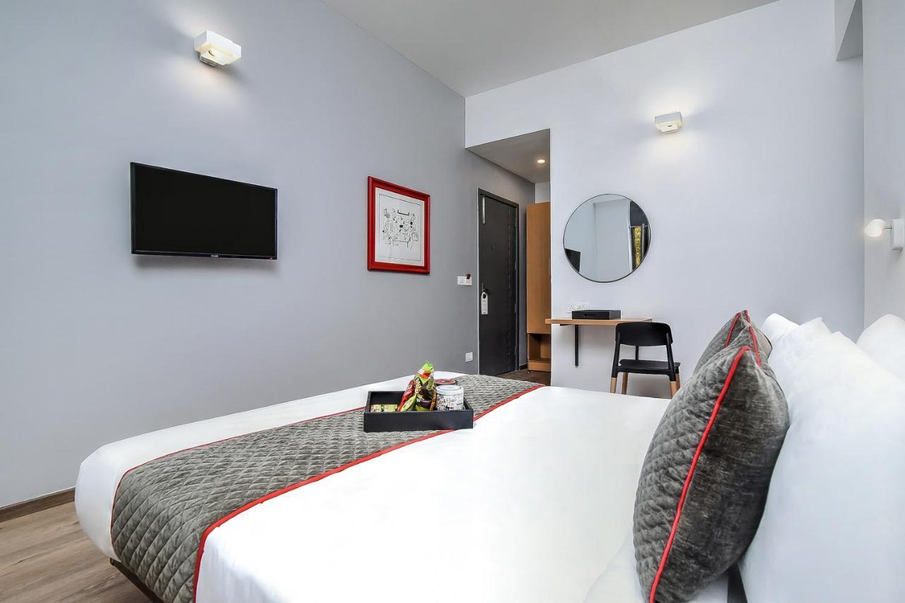 Hotel Oyo Townhouse 044 Sector 14 Gurugram Gurgaon Esterno foto